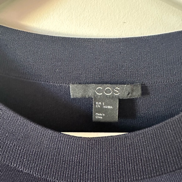 COS dress women’s size small navy blue flutter 3/4 sleeves shift dress - Picture 5 of 7